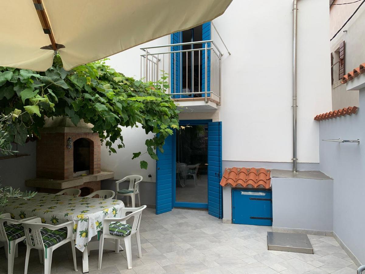Vila House Rozalia Susak Exteriér fotografie